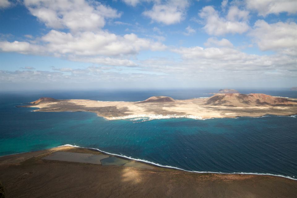 vipvipvillas-excursiones-norte-salvaje- (5) Mirador del Rio Lanzarote